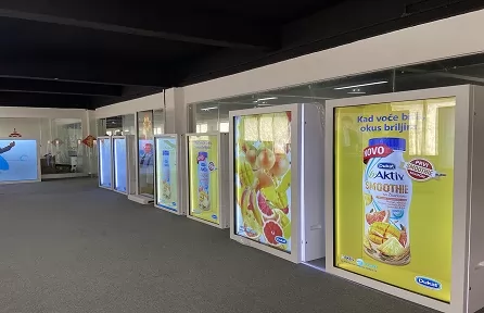 DWINYA-Interactive Holographic Screen Solution