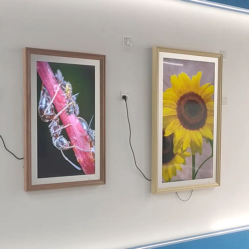 Customized wooden frame digital signage